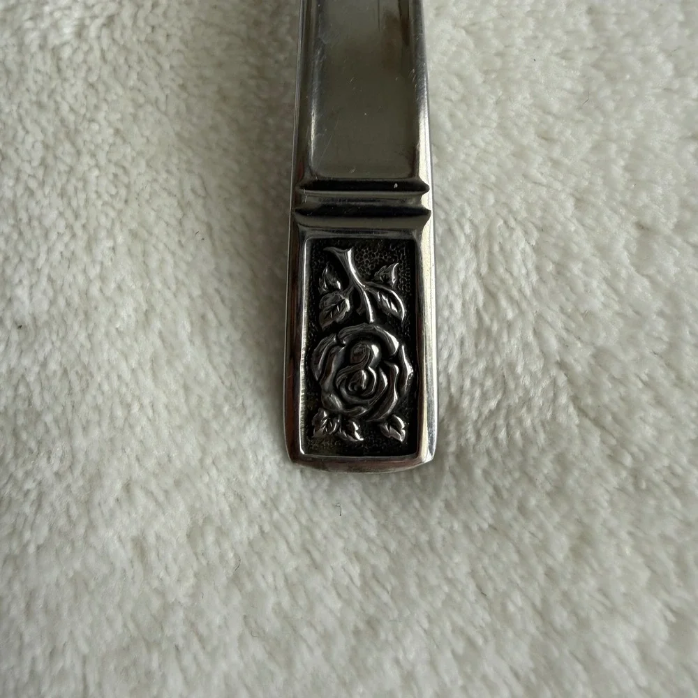 Vintage International Deluxe 5 Pc. Serving Utensil Set Rose Pattern‎ Spoons Fork